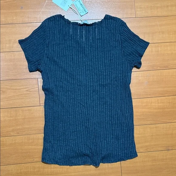 Women's Ribbed Grey Top - Picture 6 of 6